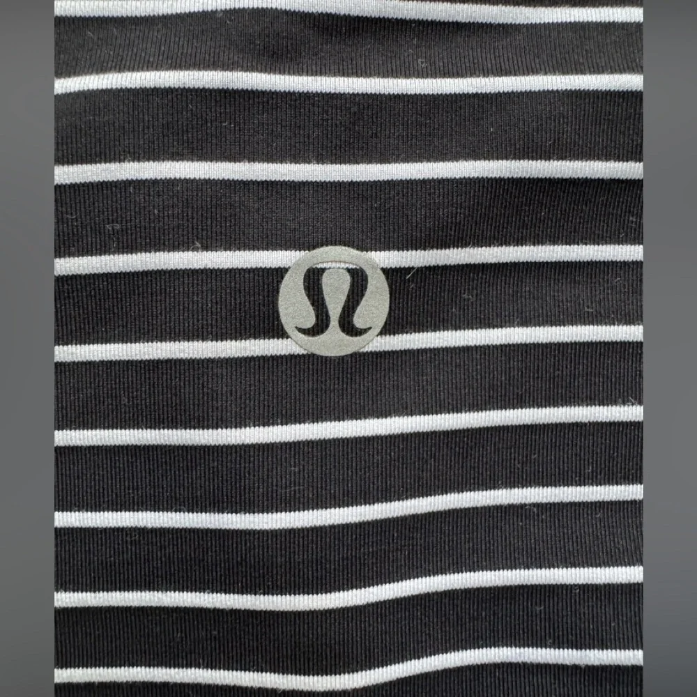 Lululemon Wunder Under High Rise Tight *Luxtreme 28" Stripe Black White Sz.8 - Picture 4 of 6